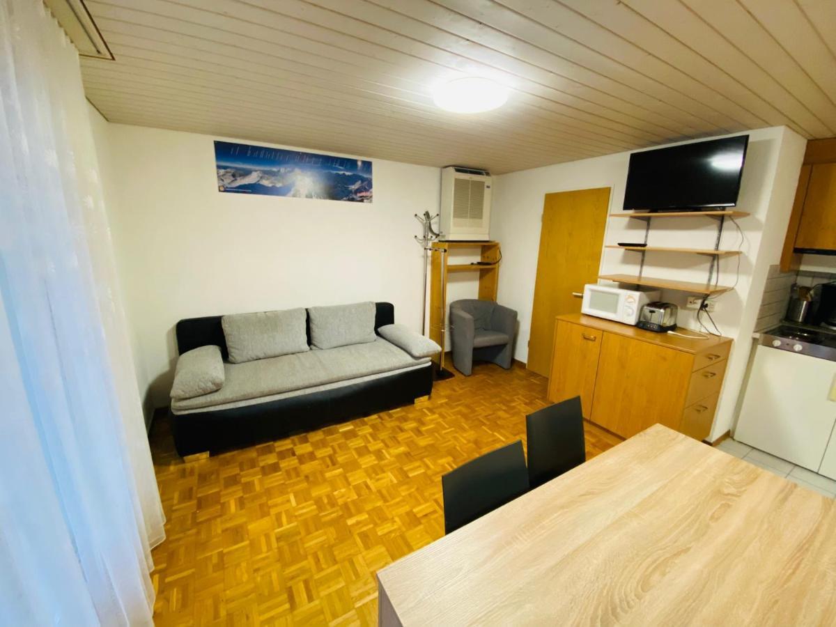 Lake Facing Studio Niederried bei Interlaken エクステリア 写真