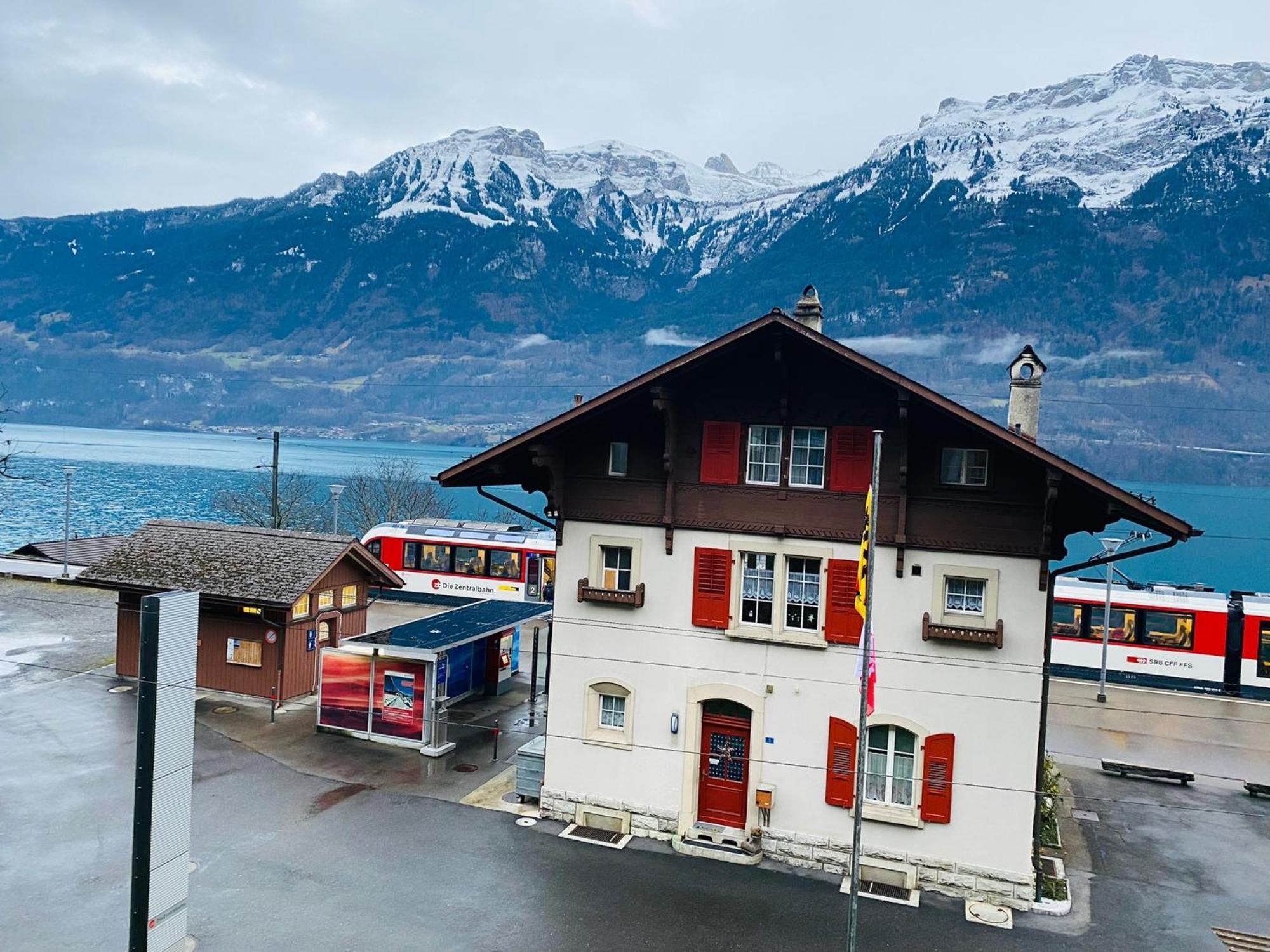 Lake Facing Studio Niederried bei Interlaken エクステリア 写真